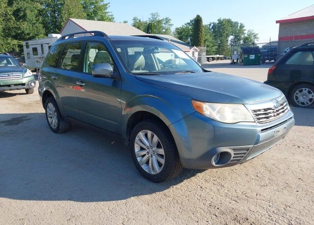 2010 SUBARU Forester