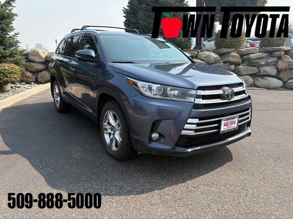 2018 TOYOTA Highlander