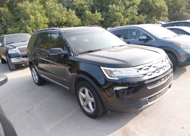 2019 FORD Explorer