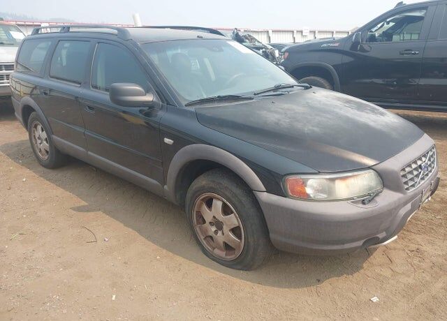 2004 VOLVO XC70