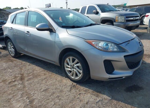 2013 MAZDA Mazda3