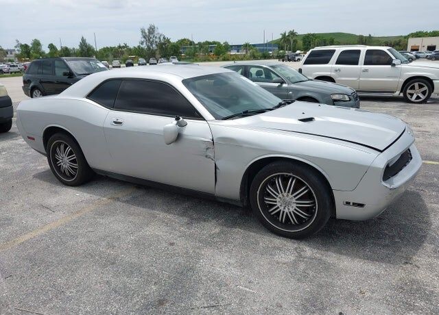2010 DODGE Challenger