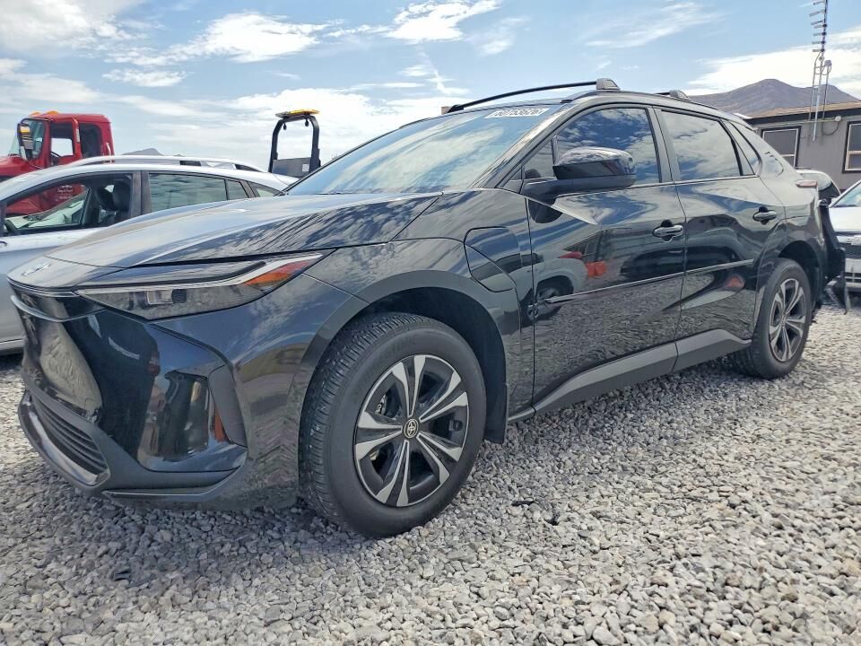 2024 TOYOTA bZ4X
