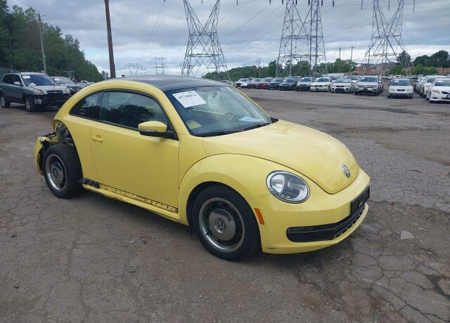 2013 VOLKSWAGEN Beetle