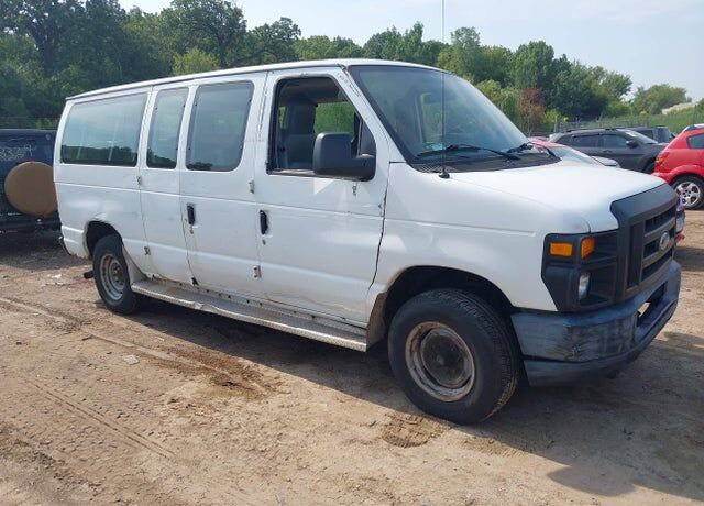 2009 FORD E-350