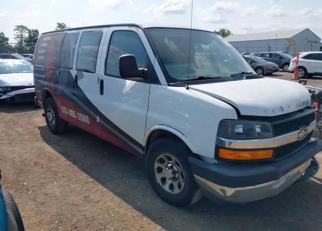 2013 CHEVROLET Express