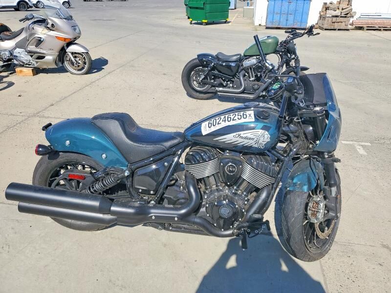 2025 INDIAN MOTORCYCLE Sport Chief