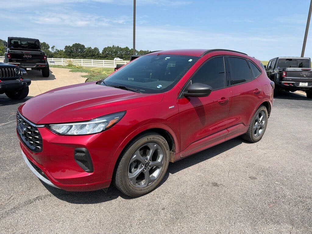 2023 FORD Escape