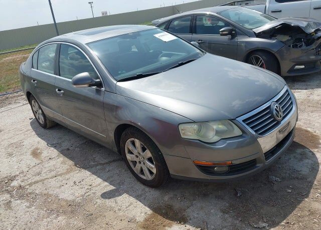 2007 VOLKSWAGEN Passat