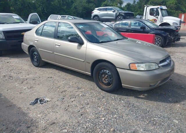 2001 NISSAN Altima