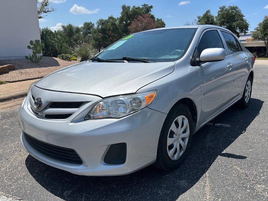 2013 TOYOTA Corolla
