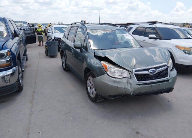 2015 SUBARU Forester