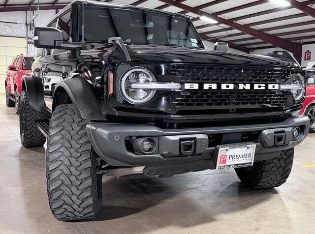 2023 FORD Bronco