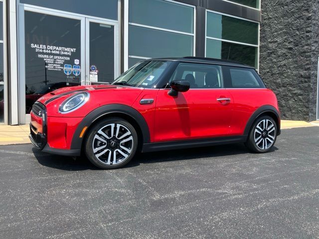 2024 MINI Hardtop
