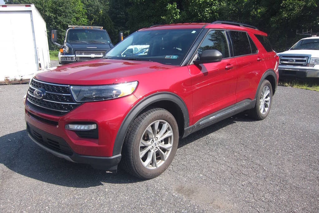2021 FORD Explorer