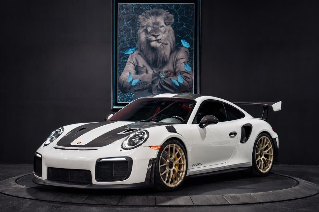 2018 PORSCHE 911