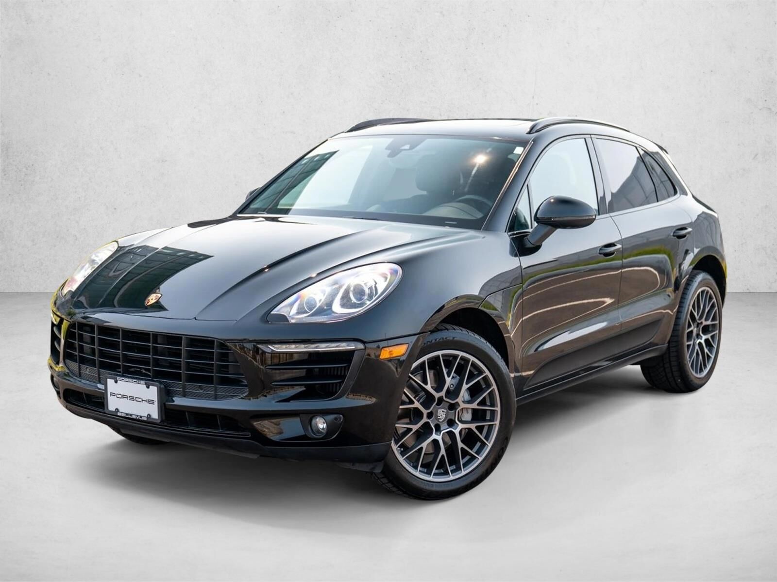 2017 PORSCHE Macan