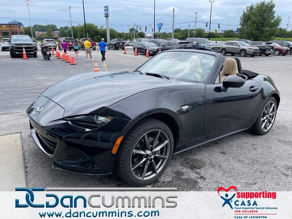 2017 MAZDA MX-5