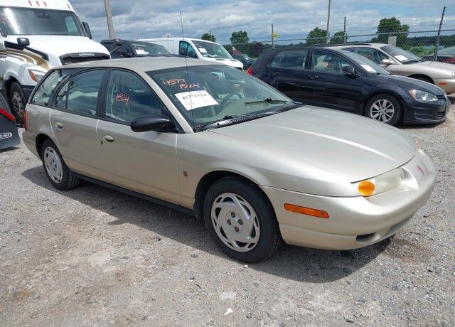 2000 SATURN SW2