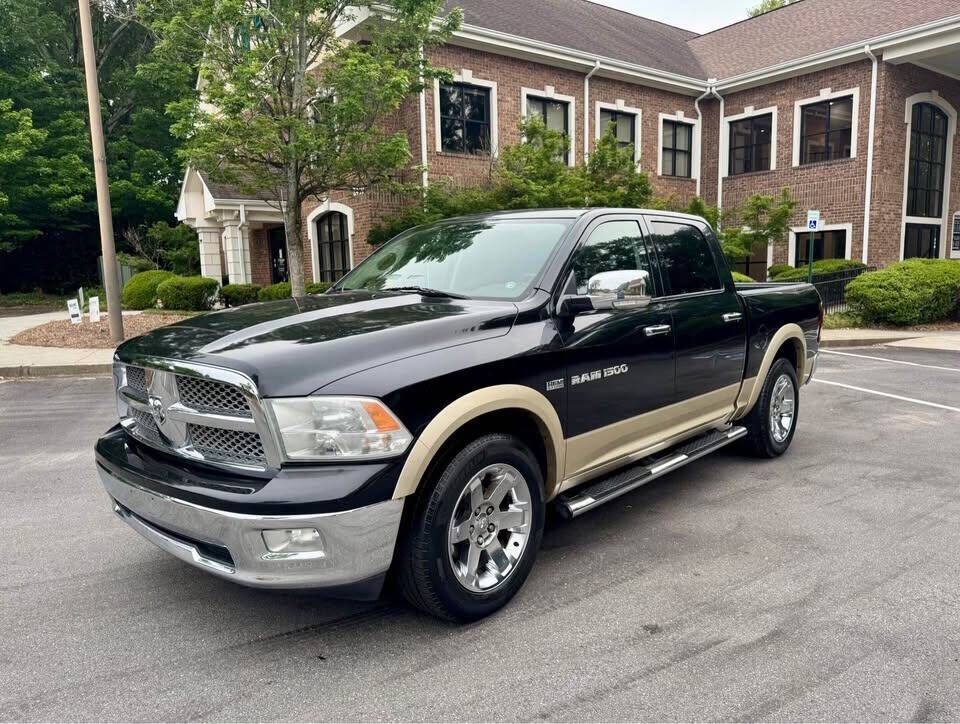 2011 DODGE Ram