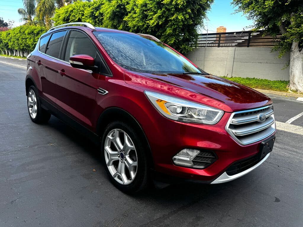 2017 FORD Escape