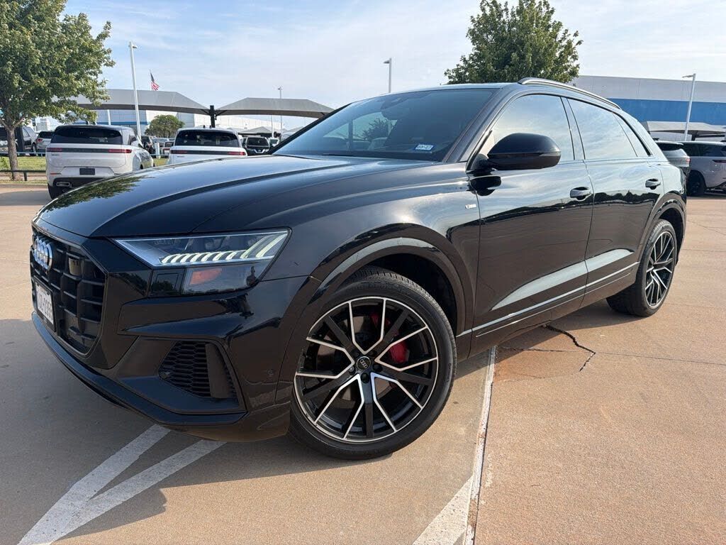 2019 AUDI Q8
