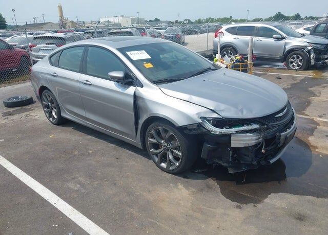 2015 CHRYSLER 200