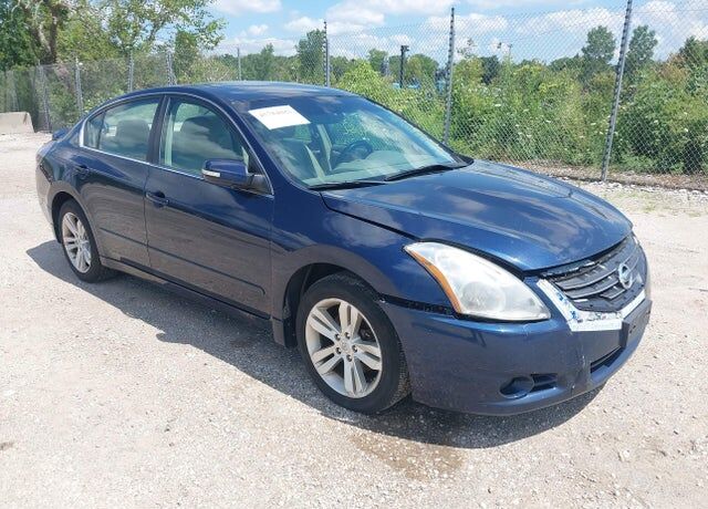 2011 NISSAN Altima
