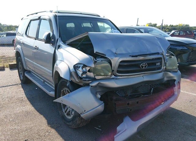 2004 TOYOTA Sequoia