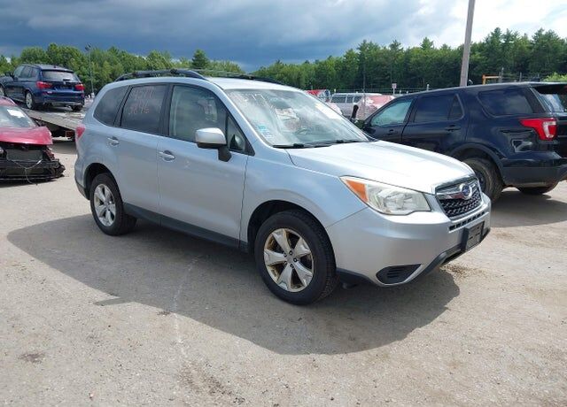 2014 SUBARU Forester