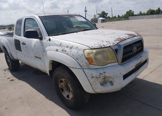 2005 TOYOTA Tacoma