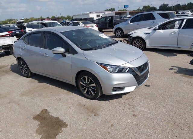 2021 NISSAN Versa