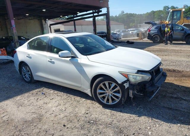 2014 INFINITI Q50