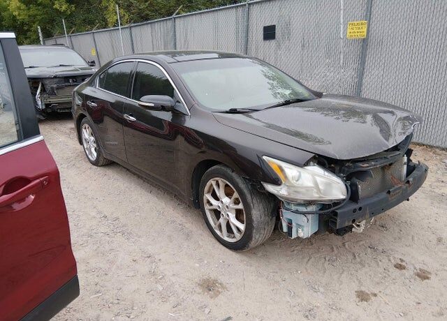 2013 NISSAN Maxima