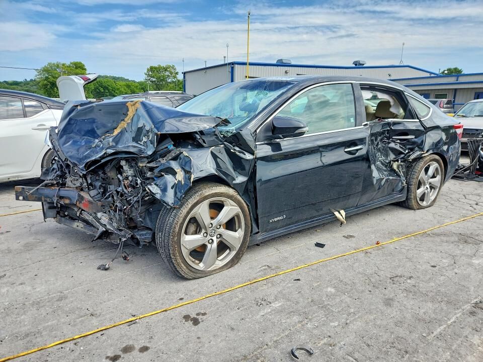 2014 TOYOTA Avalon