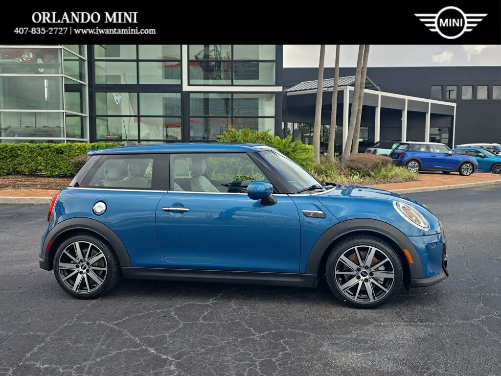 2023 MINI Hardtop