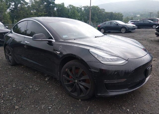 2020 TESLA Model 3