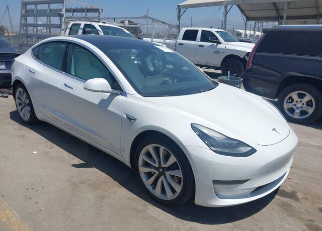 2019 TESLA Model 3