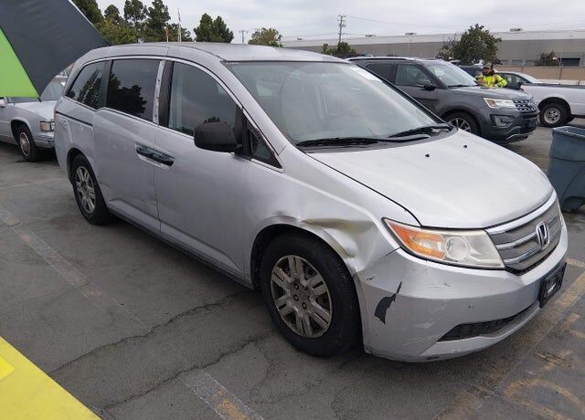 2013 HONDA Odyssey