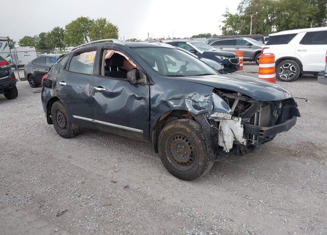 2015 NISSAN Rogue