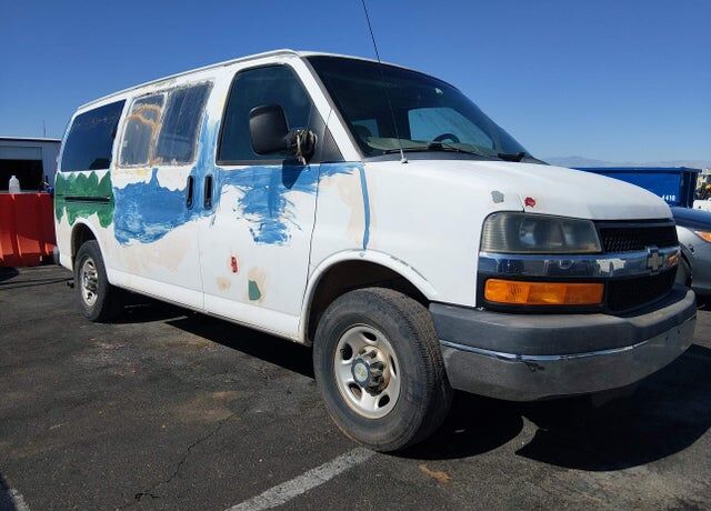 2013 CHEVROLET Express