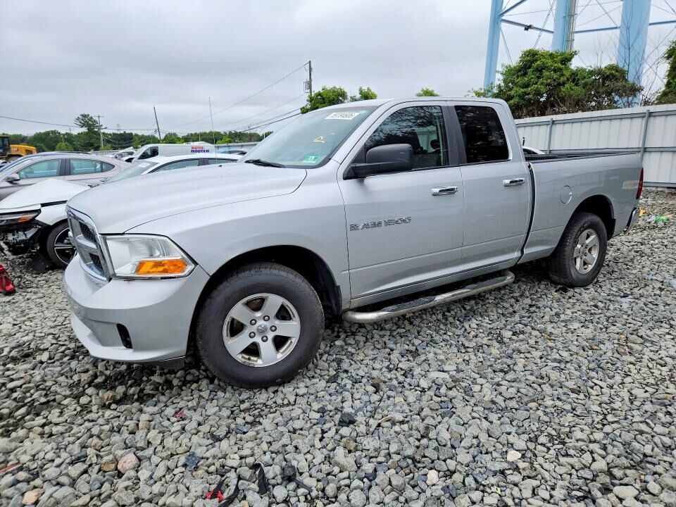 2012 DODGE Ram
