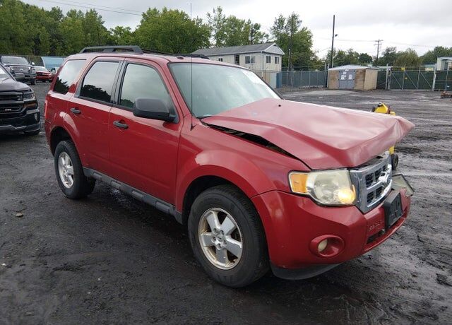 2011 FORD Escape