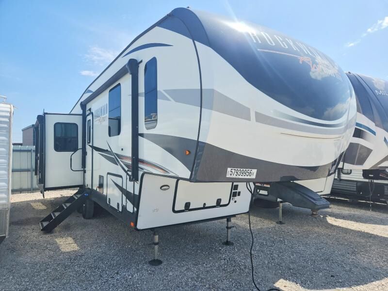 2021 FOREST RIVER Real-lite / Rockwood Lite Weight Trailers