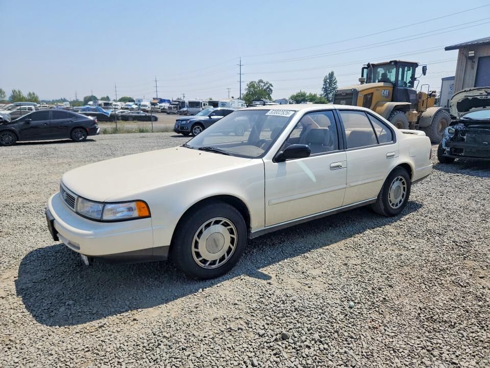 1993 NISSAN Maxima