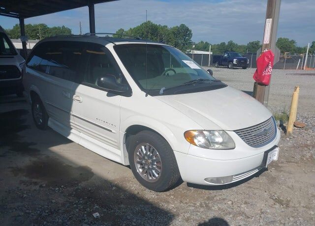 2002 CHRYSLER Town and Country