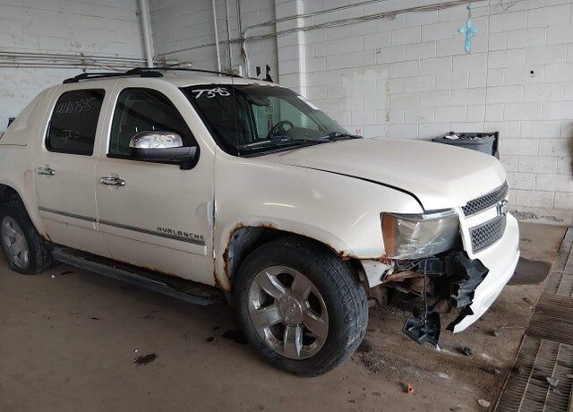 2011 CHEVROLET Avalanche