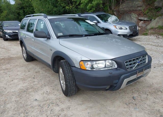 2005 VOLVO XC70