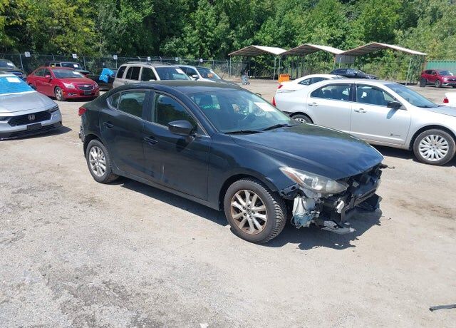 2016 MAZDA Mazda3