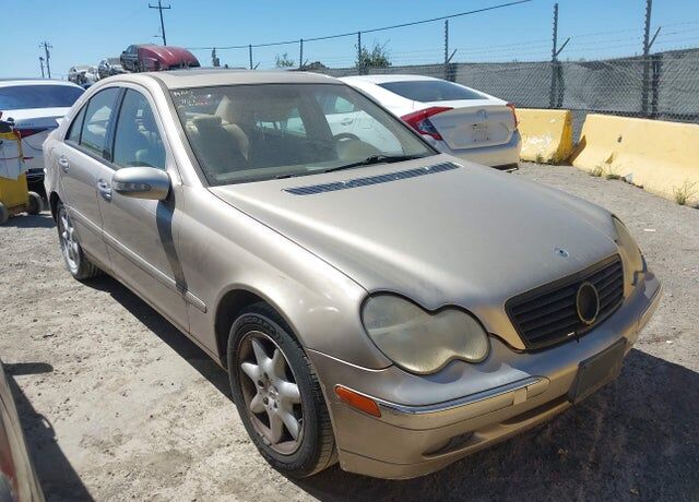 2001 MERCEDES-BENZ C-Class